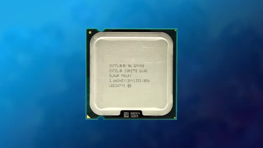Процессор Intel Core 2 Quad Q9450 на фоне