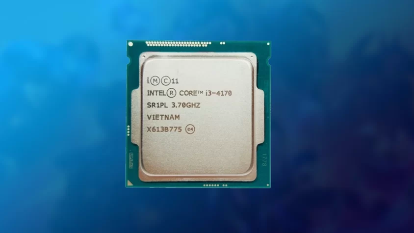 Процессор Intel Core i3-4170 на белом фоне