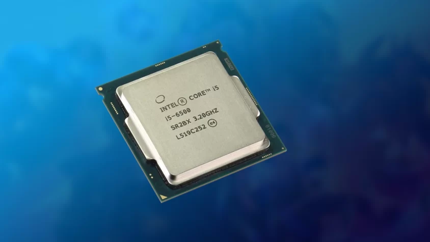 Процессор Intel Core i5-6500 на белом фоне