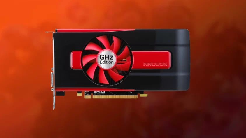 Видеокарта AMD Radeon HD 7770 на белом фоне