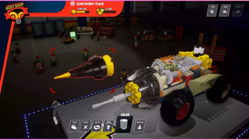 Скриншот с двумя гоночными машинами в LEGO 2K Drive
