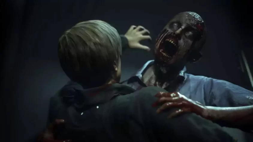 Зомби хватает Леона в Resident Evil 2