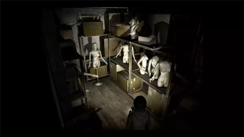 Персонаж Silent Hill 3 в закрытом пространстве