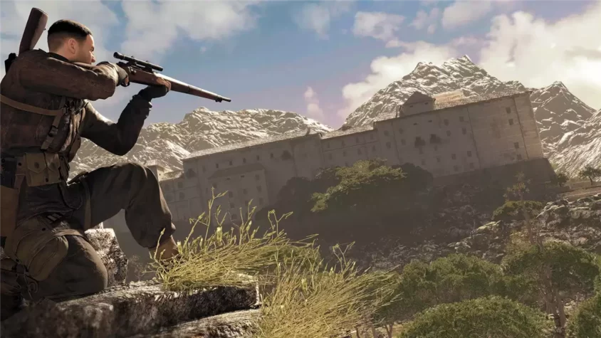 Скриншот игры Sniper Elite 4 с видом на бой с врагами