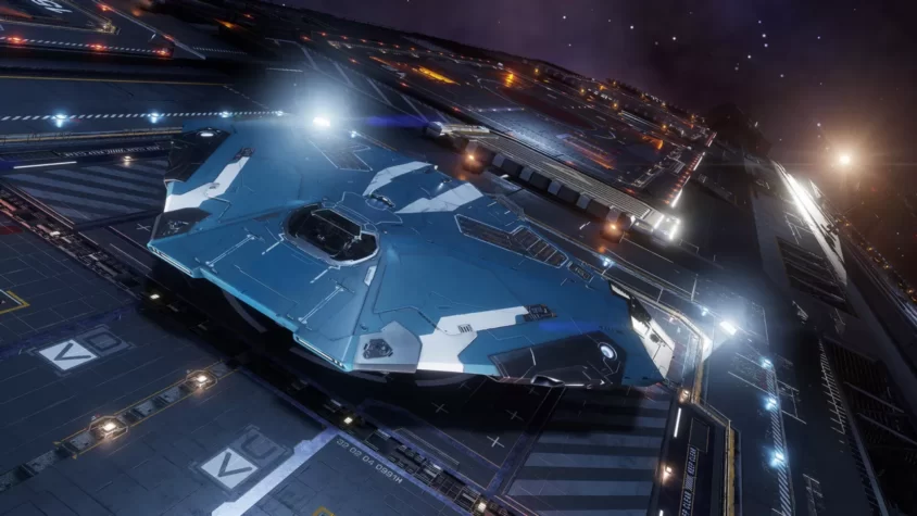 Космический полет вокруг планеты в Elite: Dangerous