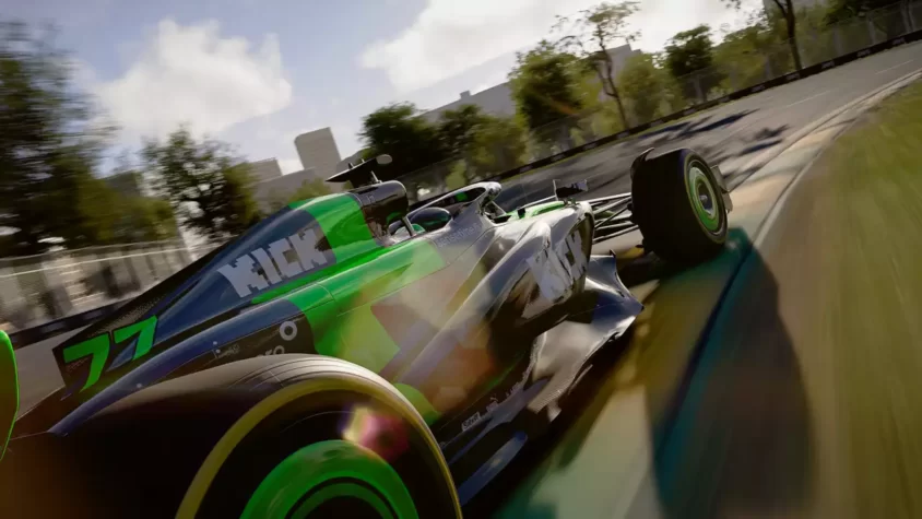 Гонка с машиной Hitech в игре F1 24
