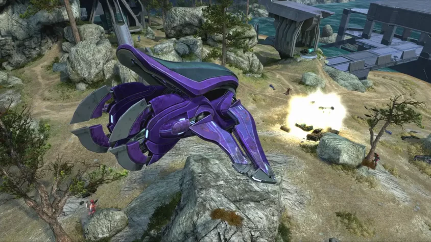 Красные и синие бойцы в Halo: The Master Chief Collection