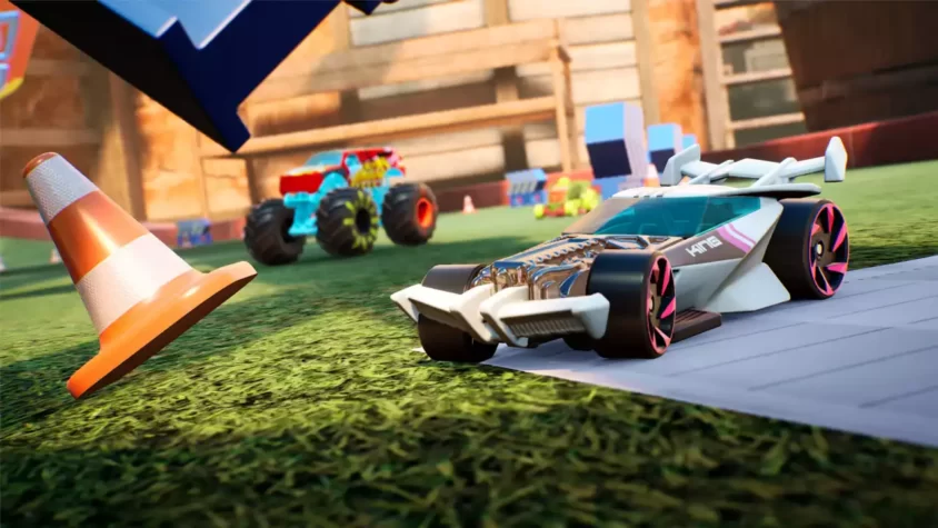 Гоночная трасса на заднем дворе в Hot Wheels Unleashed 2