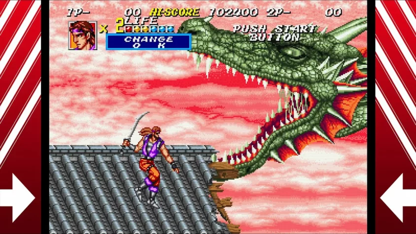 Персонаж на крыше в игре Sengoku 2 с драконом на заднем плане