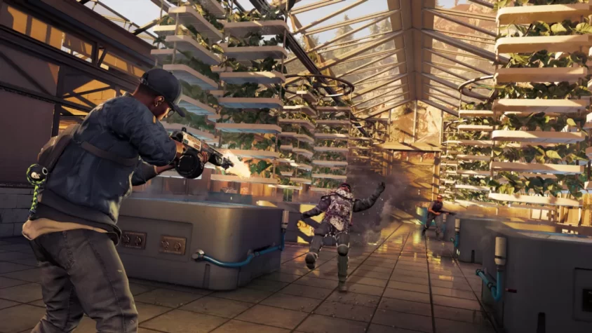 Персонажи игры Watch Dogs 2 в теплице, стреляющие и уклоняющиеся от пуль