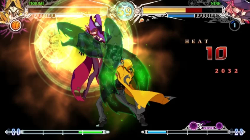Бой в BlazBlue Centralfiction, персонажи сражаются в ярком магическом взрыве