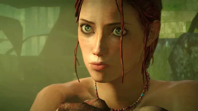 Персонаж из игры Enslaved: Odyssey to the West с беспокойным выражением лица, смотрит в камеру, с яркими глазами и украшением на шее