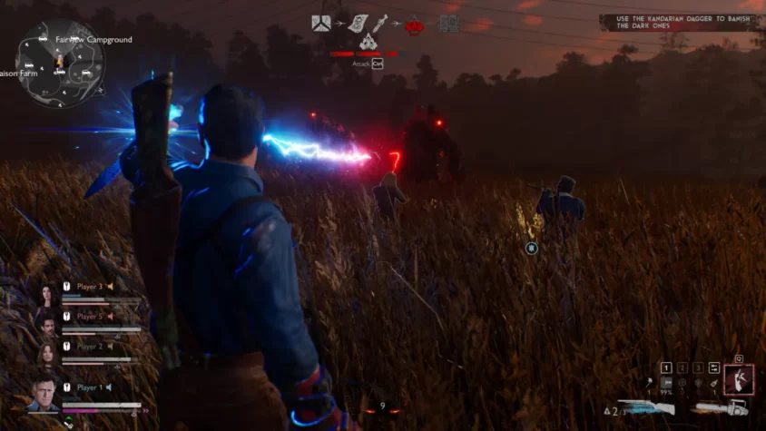 Персонажи игры Evil Dead: The Game, сражающиеся с злом в поле с молниями и демонами на горизонте