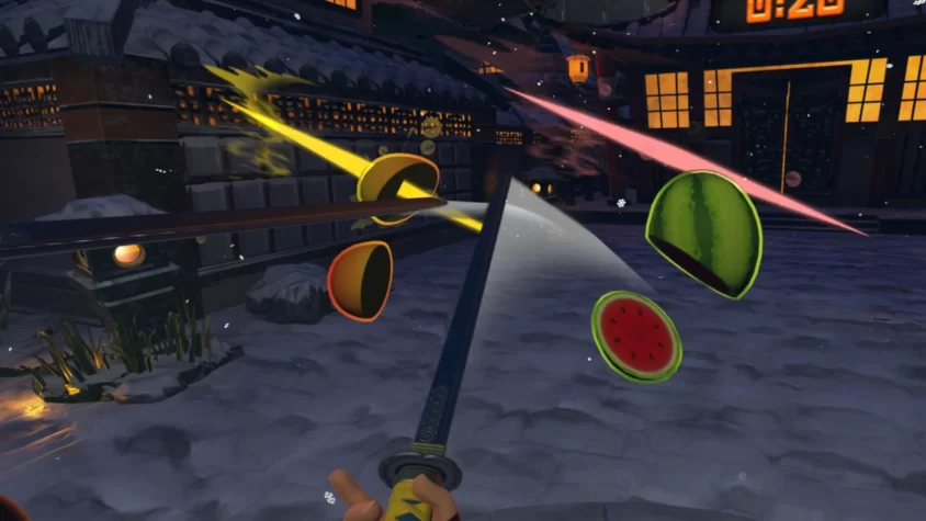 Фрукты разлетаются в разные стороны при ударе саблей в Fruit Ninja VR