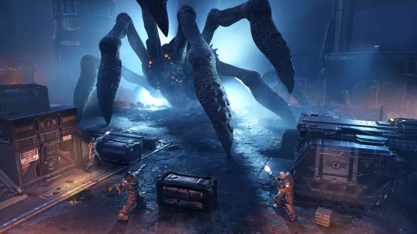 Гигантский паук с многими лапами и солдаты Gears Tactics, готовые к бою