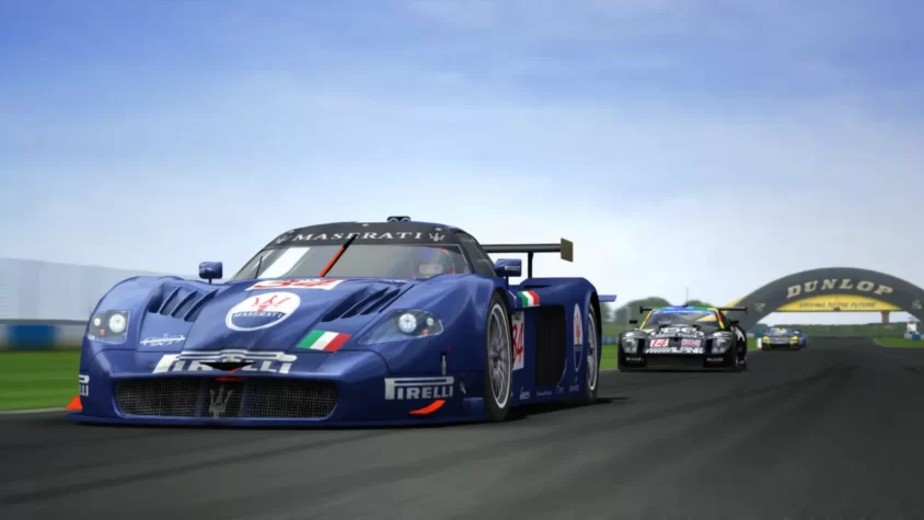Гонка в GTR 2 FIA GT Racing Game