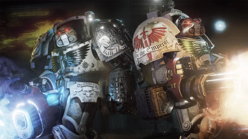Космодесантники из отряда Deathwing, готовые к уничтожению врагов в игре Space Hulk: Deathwing - Enhanced Edition