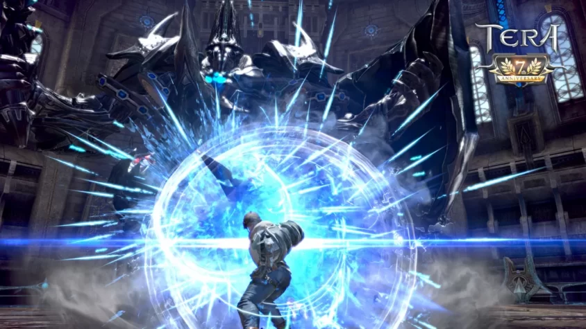 Игровой момент из TERA, персонаж сражается с гигантским боссом, окружённым энергией