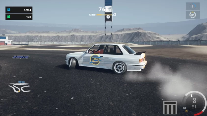 Машина с номером 25 на треке в игре The Drift Challenge